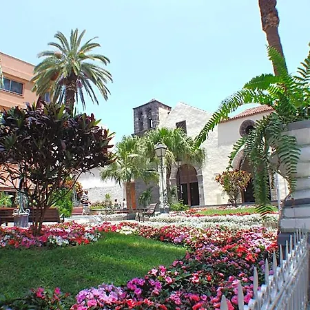 Marquesa Puerto de la Cruz (Tenerife)